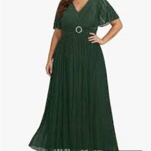 Chic Emerald Green Maxi Dress by Calvin Klein